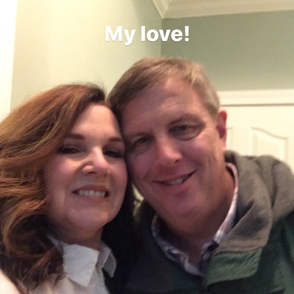 Welcome to my Posh Shop! ❤️ - Picture 3 of 11